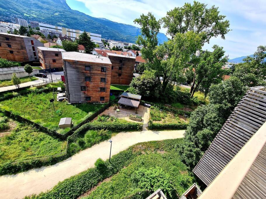 Grand Appartement Avec Vue Magnifique - Vercors - Une Experience Unique - Wifi Gratuit Grenoble Luaran gambar